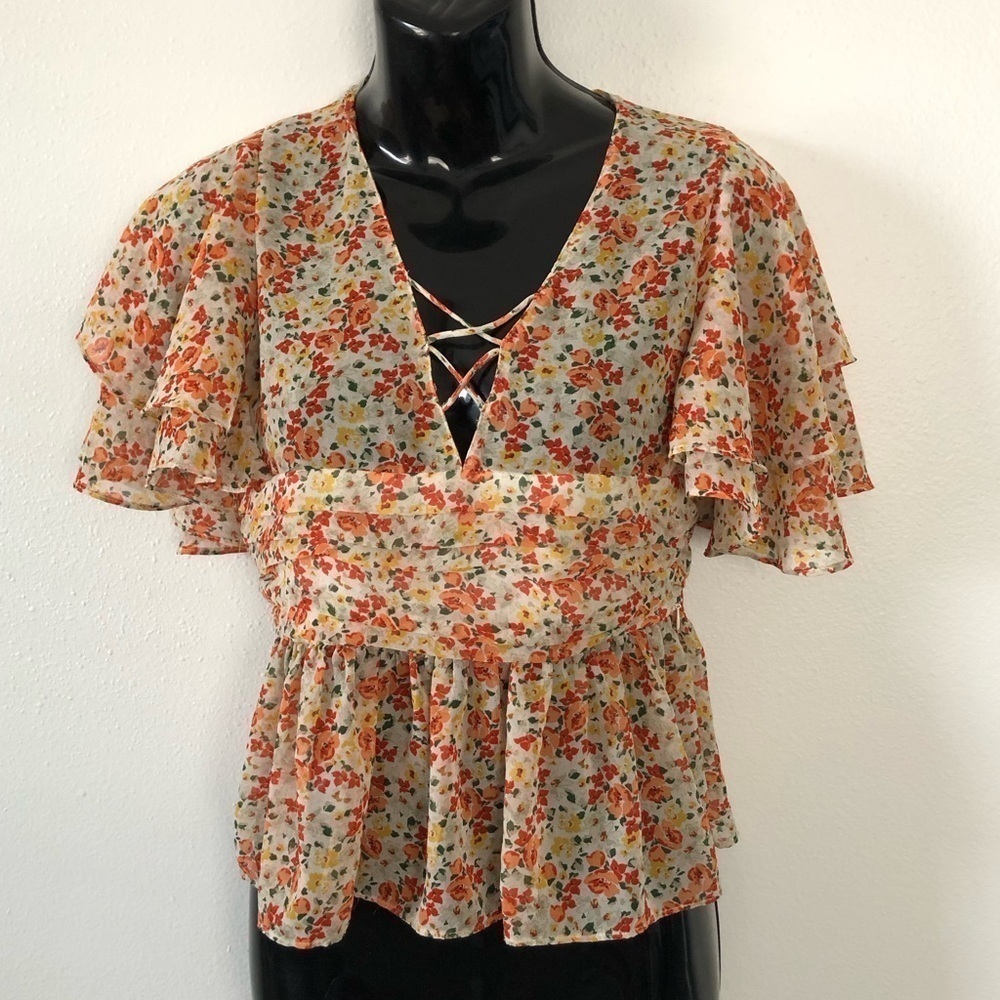 Zara floral print flutter sleeve blouse XS